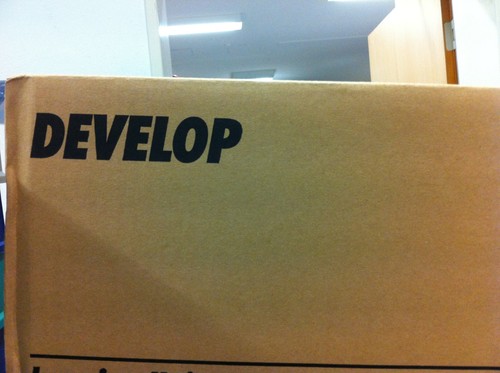 Original develop toner tn210m - original,